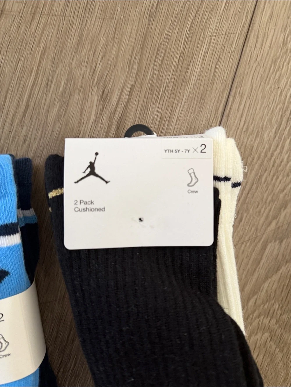 Nike Air Jordan Boys crew socks NWT size 5Y-7Y